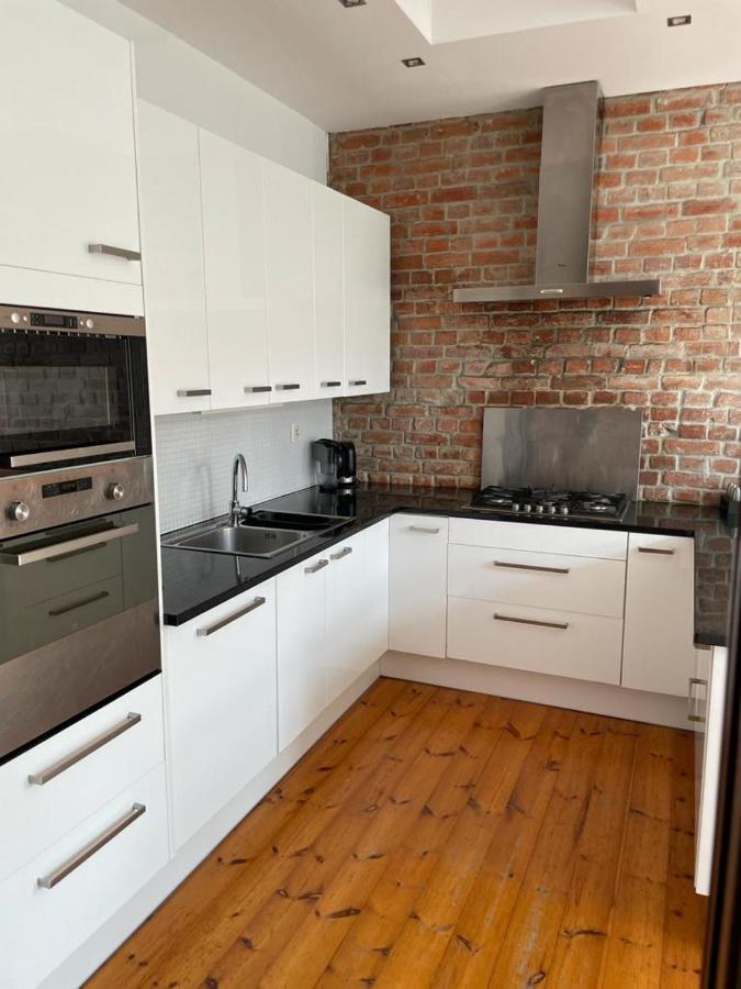 Uroczy Apartament 97M2 W Samym Centrum Wroclawia Luaran gambar
